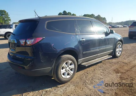 2015 Chevrolet Traverse Ls z USA, uszkodzony, nr VIN 1GNKRFEDXFJ275799